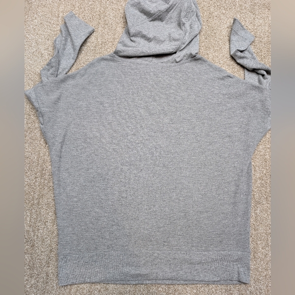 Eddie Bauer Hood - Picture 6 of 12